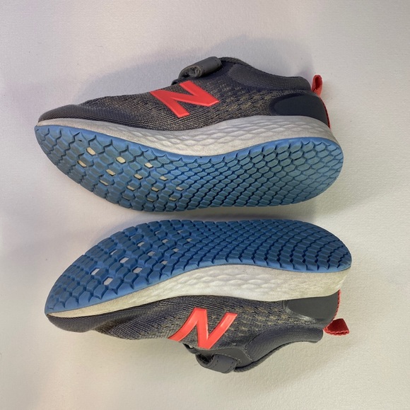 New Balance Fresh Foam Sneakers US Youth 11 Grey/Pink/Blue. M YAARICT3 - Picture 7 of 11